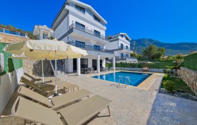 genis-havuzlu-jakuzili-villa-villa-daisy-2-3_548.jpg