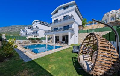 genis-havuzlu-tatil-villasi-villa-daisy-1-2_100.jpg