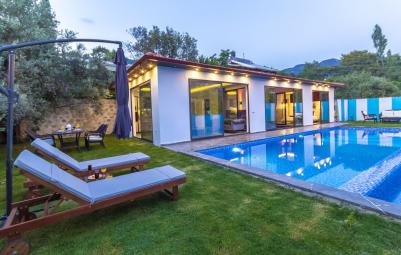 isitma-havuzlu-korunakli-balayi-villa-monaliza-2_670.jpg