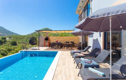 jakuzili-tatil-villasi-villa-simsek-3_820.jpg