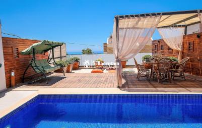 kalkan-merkezde-kiralik-tatil-villa-likapa-1-(2)_490.jpg