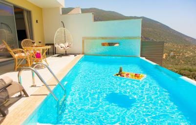 muhafazakar-balayi-villasi-villa-vista-chill-2_562.jpg