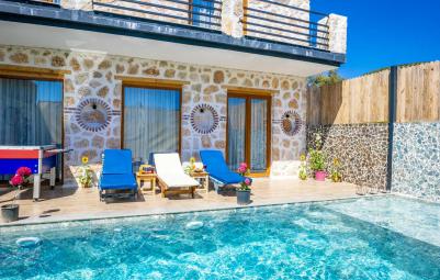 villa-familya-kalabalik-ailelere-uygun-korunakli-villa-2_778.jpg