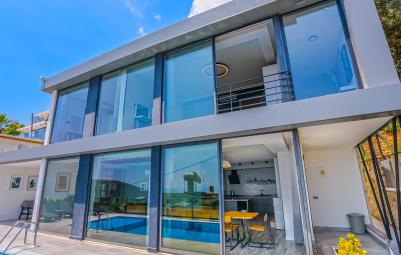 villa-loca-exclusive-2_921.jpg