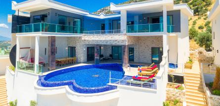 deniz-manzarali-korunakli-kiralik-villa-heart-1_947.jpg