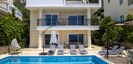 deniz-manzarali-tatil-villasi-baynur-1_169.jpg