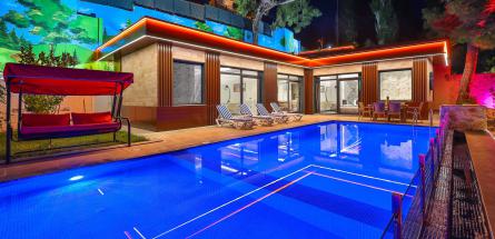 doga-manzarali-jakuizli-kiralik-tatil-villasi-soner-duo-1_343.jpg