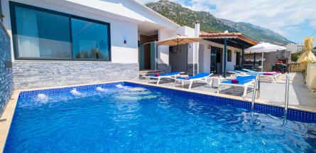 doga-manzarali-jakuzili-muhafazakar-tatil-villasi-villa-gulsum-7_2.jpg