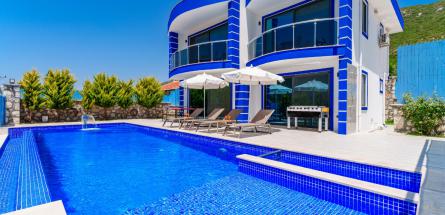 havuzlu-tatil-villasi-villa-almina-1_591.jpg