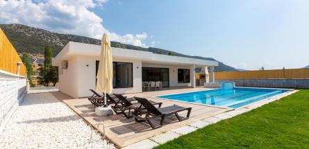 kiralik-balayi-tatil-bahceli-villa-edna-1_132.jpg