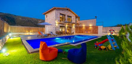 muhafazakar-balayi-villasi-villa-bonus-duo-1_955.jpg
