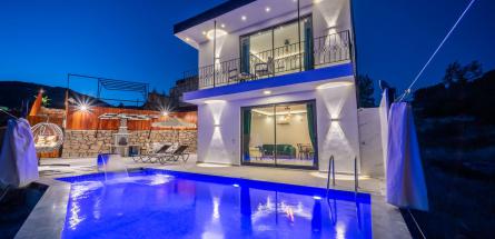 muhafazakar-jakuzili-tatil-villasi-tokyo-duo-1_259.jpg
