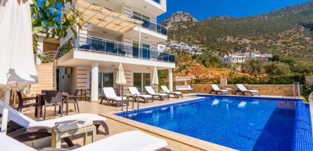 panoramik-deniz-manzarali-kiralik-tatil-villasi-optimum-1_420.jpg