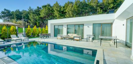 villa-pluto-1-deniz-manzarali-villacentam-9_813.jpg