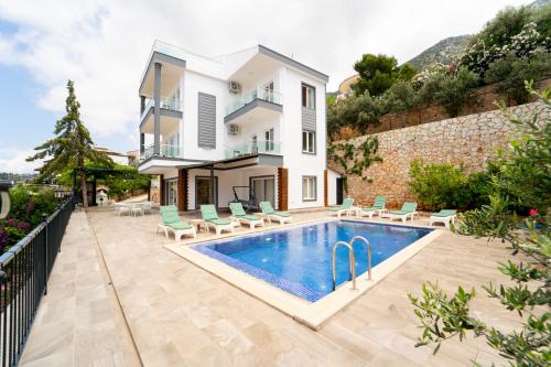 Villa Mevsim Kızıltaş - Deniz Manzaralı Villa Kiralama |