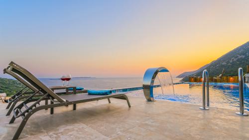 VİLLA NEVRA GÖKSEKİ- Kiralık Tatil Villası | Villacentam