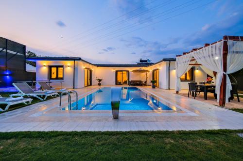 Villa Sirius Uno - Kiralık Tatil Villası | Villacentam