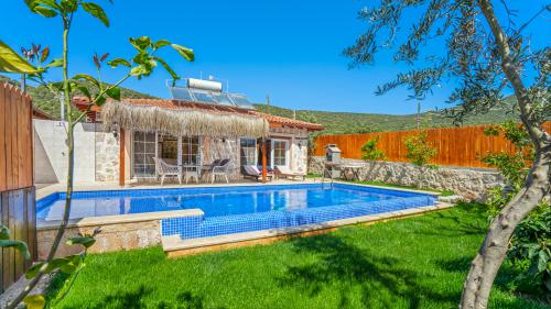 Villa-Carya-Famm-3-30_336.jpg