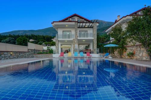 Villa Lemon Ovacık - Kiralık Tatil Villası | Villacentam 