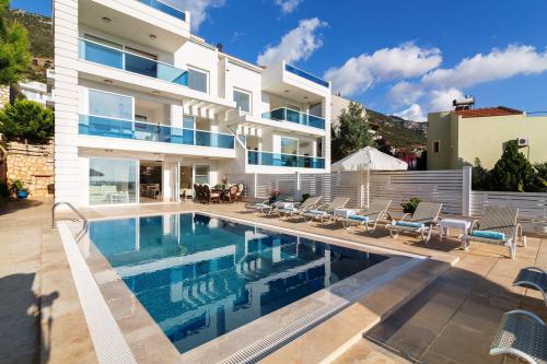 Villa Kartal 2 -Jakuzi ve Deniz Manzaralı Kiralık Villa
