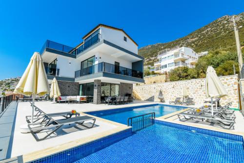 VİLLA CASSA - Isıtmalı Havuzlu, Sauna ve Hamamlı Kiralık Villa |