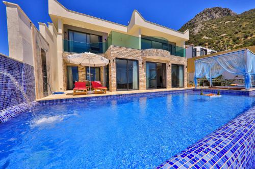 Villa Londra- Kiralık Tatil Villası | Villacentam 
