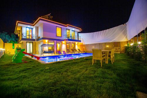Villa Kumsal - Kiralık Tatil Villası | Villacentam 
