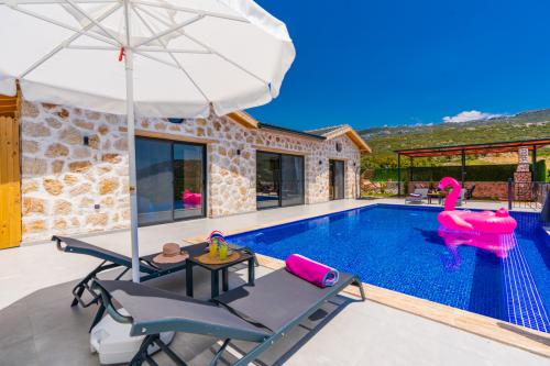 Villa Maestro - Masa Tenisli ve Jakuzili Kiralık Villa