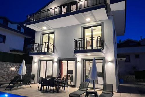 Villa Aşuk - Kiralık Tatil Villası | Villacentam 