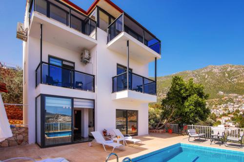 jakuzili-balayi-deniz-manzarali-merkezi-villa-moon-1_977.jpeg