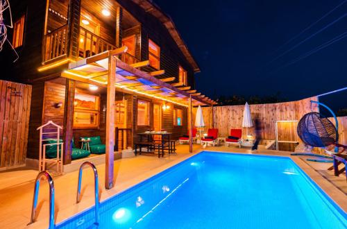Villa Elif - Kiralık Tatil Villası | Villacentam