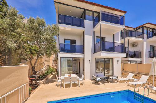 kalkan-deniz-manzarali-merkezi-kiralik-tatil-villa-sun-1_946.jpg