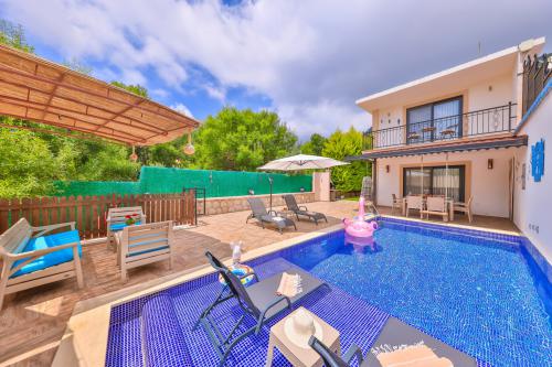 kiralik-tatil-villa-selcan-1_139.jpg