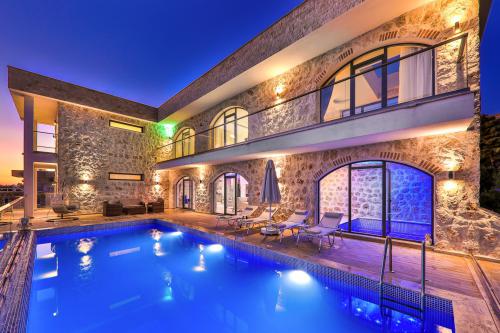 Villa Narin 10 - Isıtmalı Havuzlu ve Jakuzili Kiralık Villa |