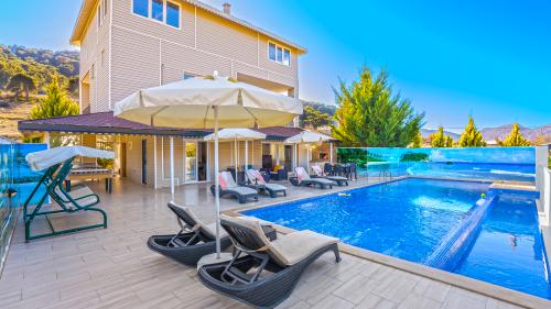 ozdemir-Villa-21_89.jpg