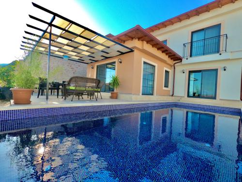 Villa Ares - Kiralık Tatil Villası | Villacentam 