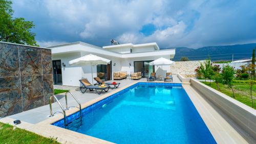 Villa Akız - Kiralık Tatil Villası | Villacentam