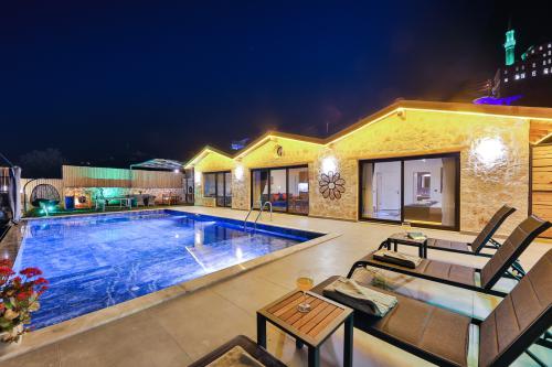 Villa Egemen Ulugöl - Muhafazakar, Doğa Manzaralı Kiralık Villa
