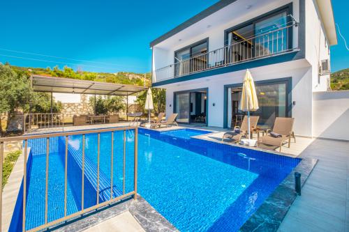 Villa Filiz- Kiralık Tatil Villası | Villacentam