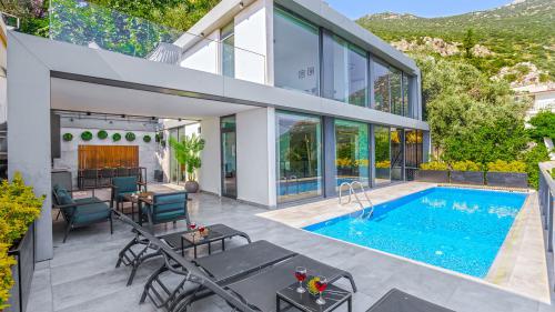 Villa Loca | Kalkan'da Özel Havuzlu Lüks Villa Kiralama