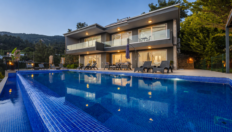Villa-Velaris-1_794.jpg