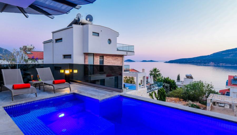 deniz-manzarali-jakuzili-balayi-villasi-villa-noname-4_893.jpg