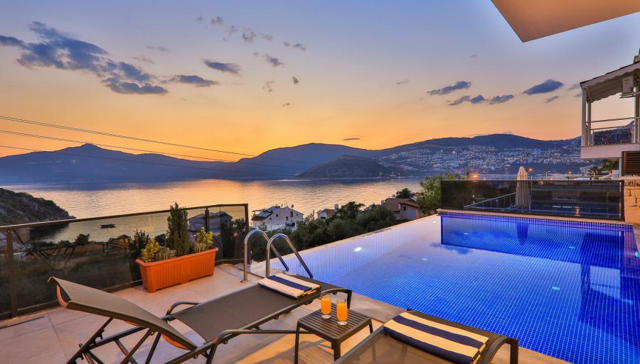 deniz-manzarali-kiralik-villa-rainy-5_12.jpg