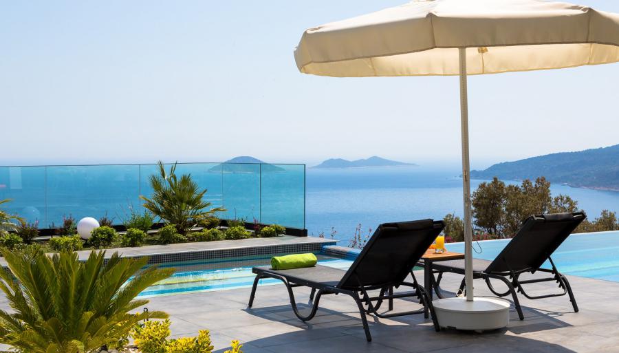 deniz-manzarali-merkezi-genis-aileler-icin-villa-panorama-4_453.jpg