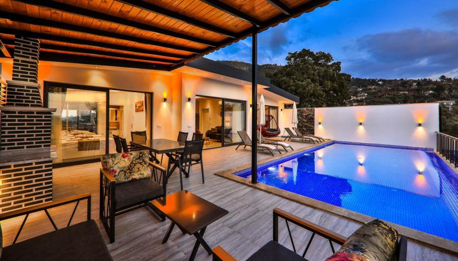 doga-manzarali-jakuzili-tatil-villasi-alvin-1_361.jpg