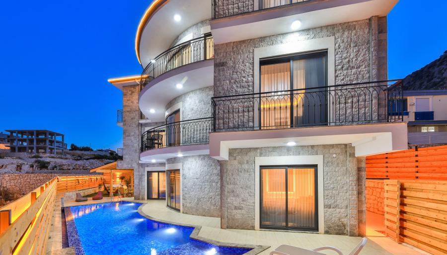 doga-manzarali-jakuzili-tatil-villasi-levilya-1_502.jpg