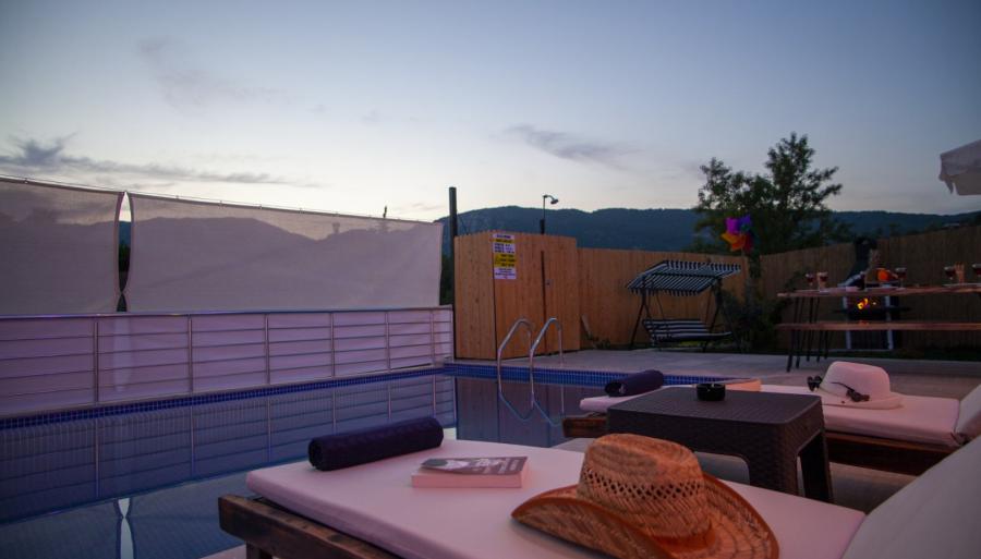 doga-manzarali-kiralik-tatil-villasi-tatli-ev-4_329.jpg