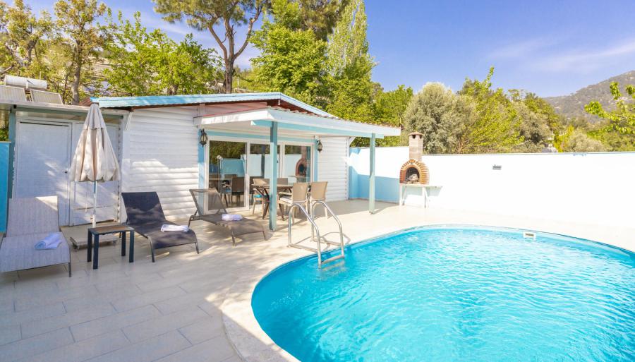doga-manzarali-tatil-villasi-sezgin-1_140.jpg