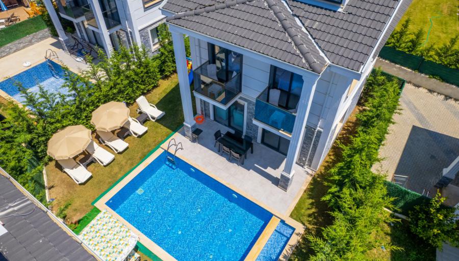 genis-aile-tatil-villasi-villa-akdamar-1_728.jpg