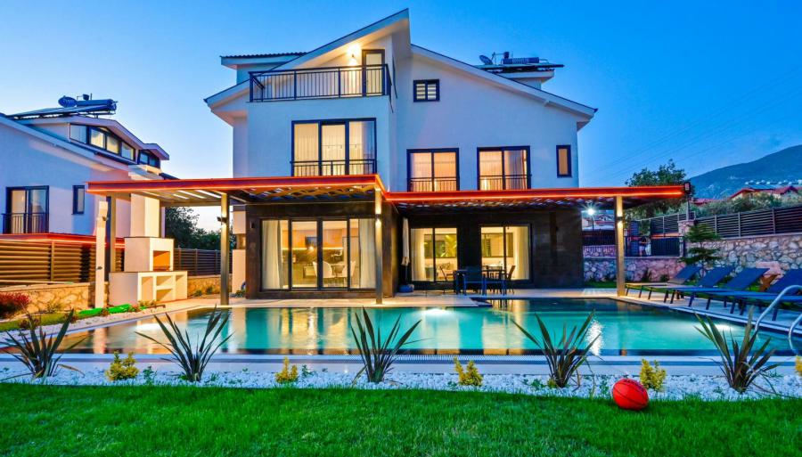 havuzlu-tatil-villasi-villa-luna-vista-3-4_817.jpg